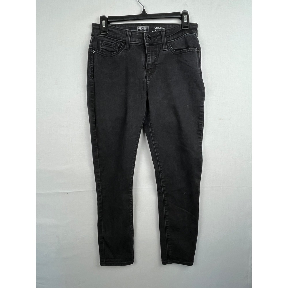 Signature Leviā Strauss Gold Label Mid-Rise Ankle Skinny Jeans Black Size 8/29